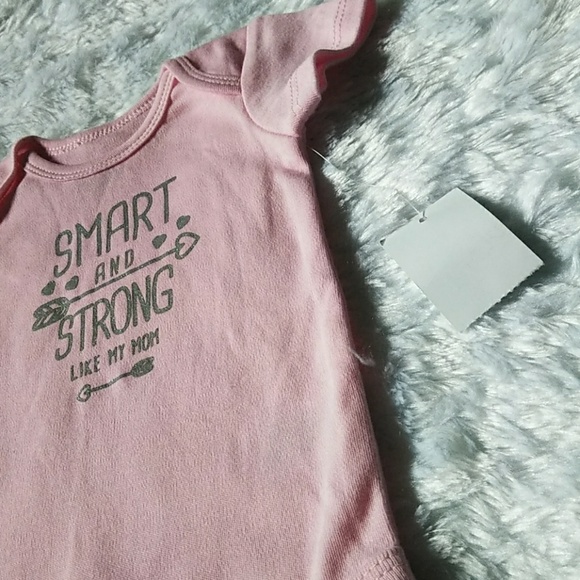 🆕NEW WITH TAGS: BABY GIRL ONSIE - Picture 3 of 7